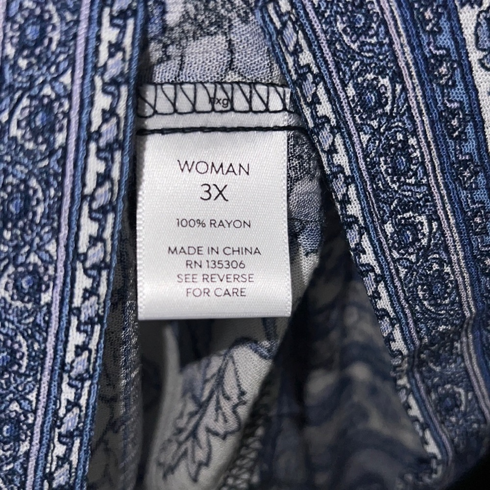 ๐ 2/$15 Westport Blouse - Picture 6 of 6